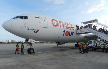 Azur Air возобновила рейсы в Турцию
