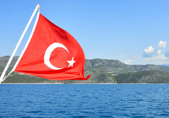 Турция продлит туристический сезон до конца года